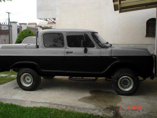 D10 Bi Cinza Preto.jpg