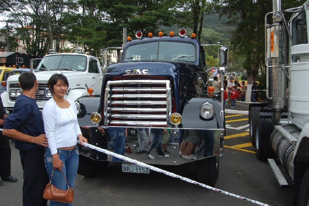 GUAS DE LINDÓIA E DIA AV. CAÇA 005.jpg